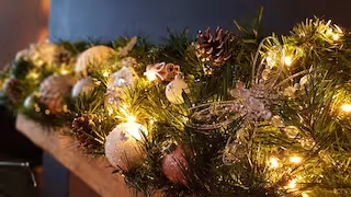 This pre-made twinkling Dancing Dragonfly garland just glistens with magic in the firelight. There’s even a story to be found here… 